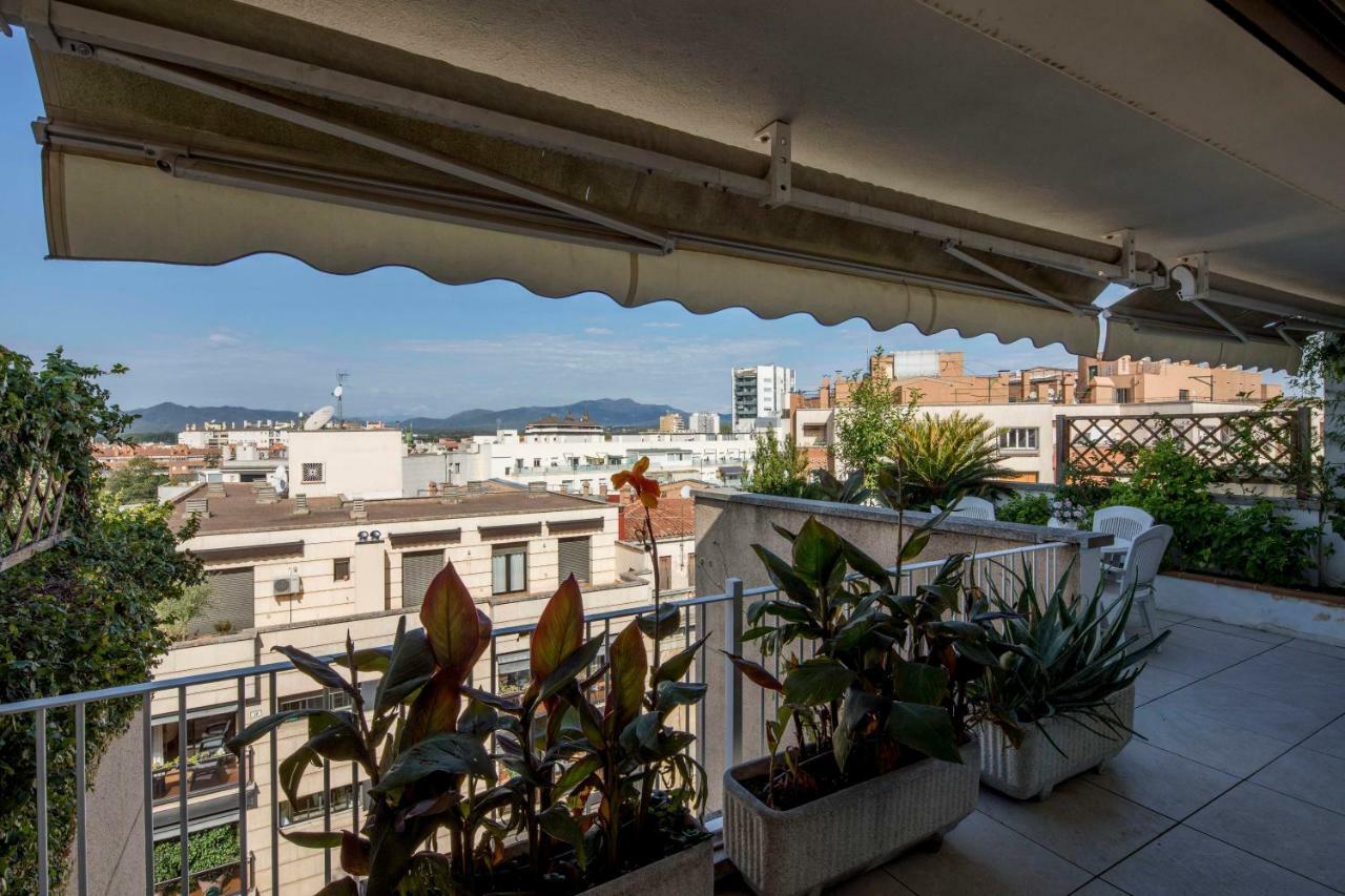 Ático con gran terraza en el corazón de Girona Apartamento Exterior foto