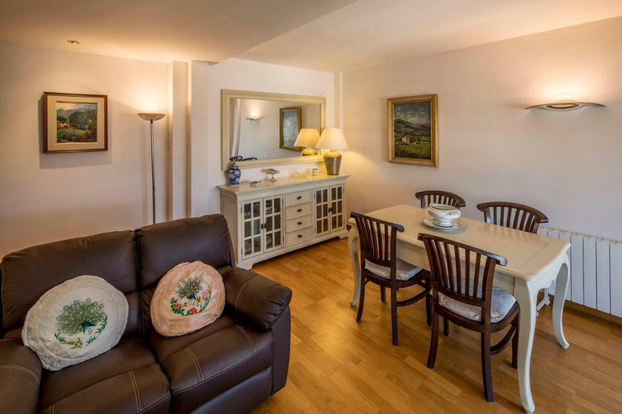 Ático con gran terraza en el corazón de Girona Apartamento Exterior foto
